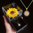 Gargantilha Girassol Banhada a Ouro 18K