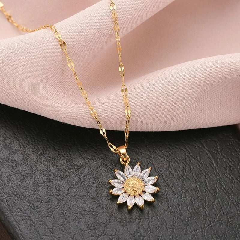 Gargantilha Girassol Banhada a Ouro 18K